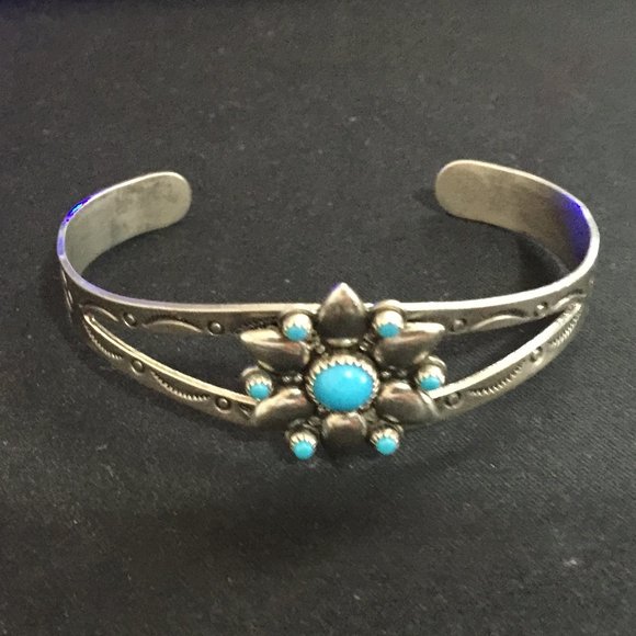 Bell Trading Nickel Silver Native Tribal Cuff Bangle Bracelet - Picture 2 of 7